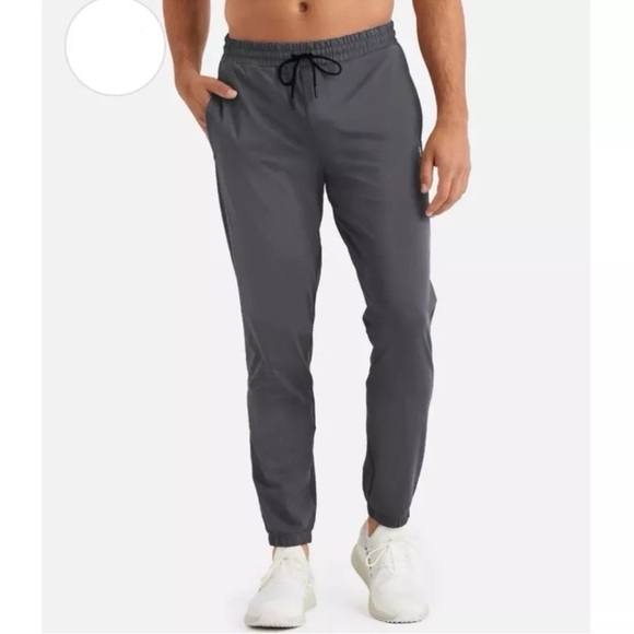 EUC - Rhône Essentials Training Sweatpants - Size Large - Picture 1 of 4